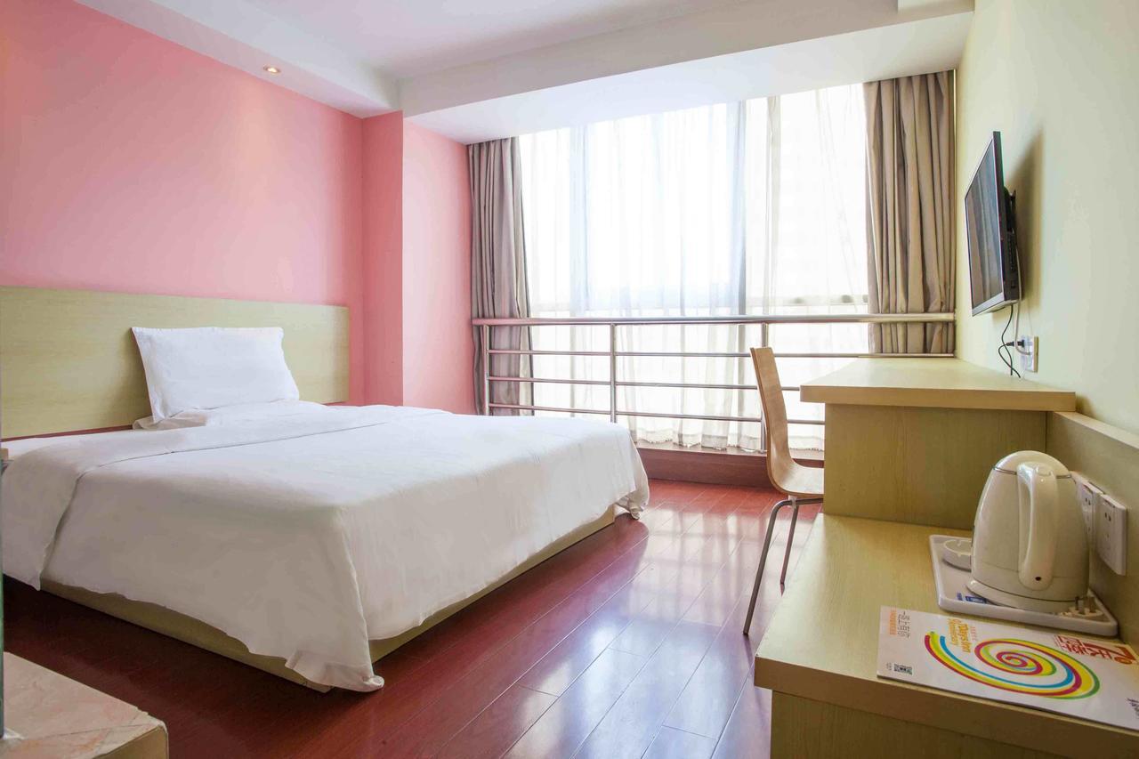 365 Hotel Haimen Oda fotoğraf